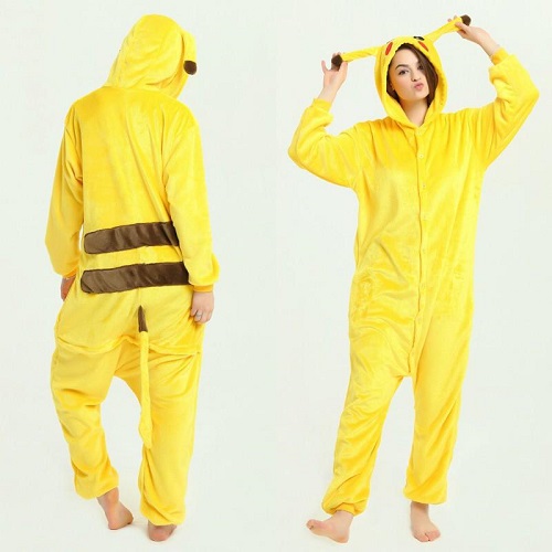 Pokemon  Pikachu Onesie/Pyjamas - 150cm - Dragt custome suit